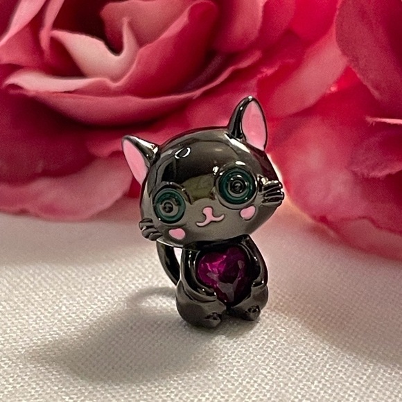 Charm for Pandora Bracelet Black Cat Holding a Rhinestone Heart Sterling Silver - Picture 1 of 13
